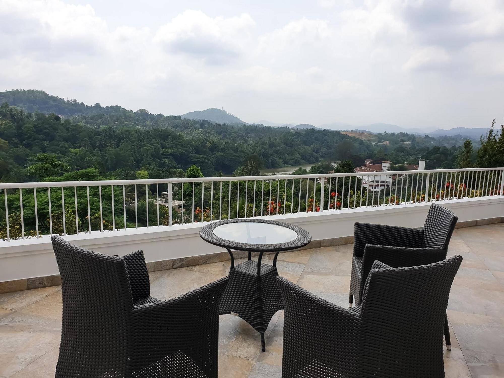 Samindra Villa Kandy Exterior foto